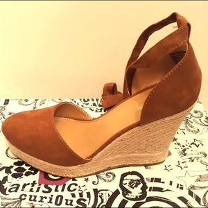 Brash Getaway Evasion Wedge - Cognac